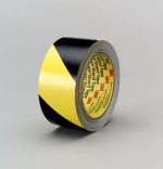 5702 ЛЕНТА РАЗМЕТ 1СТ ПВХ КАУЧ/ ЧЕР-Ж 50ммХ32,9м  для выделения опасных выступов